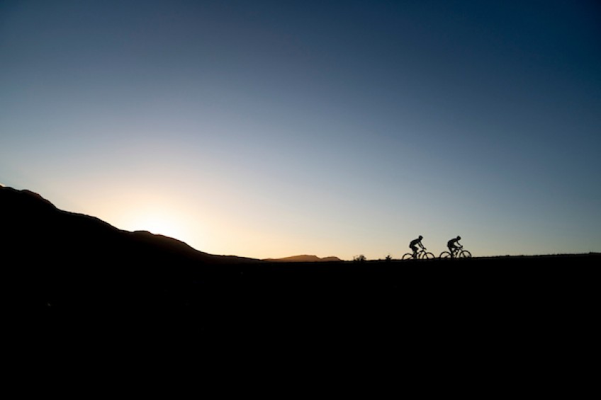 MIXED BAG FOR KIWIS AT ABSA CAPE EPIC AS EVENT GOES BEYOND HALFWAY